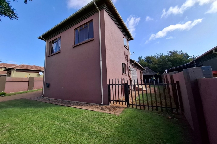 3 Bedroom Property for Sale in Aerorand Mpumalanga