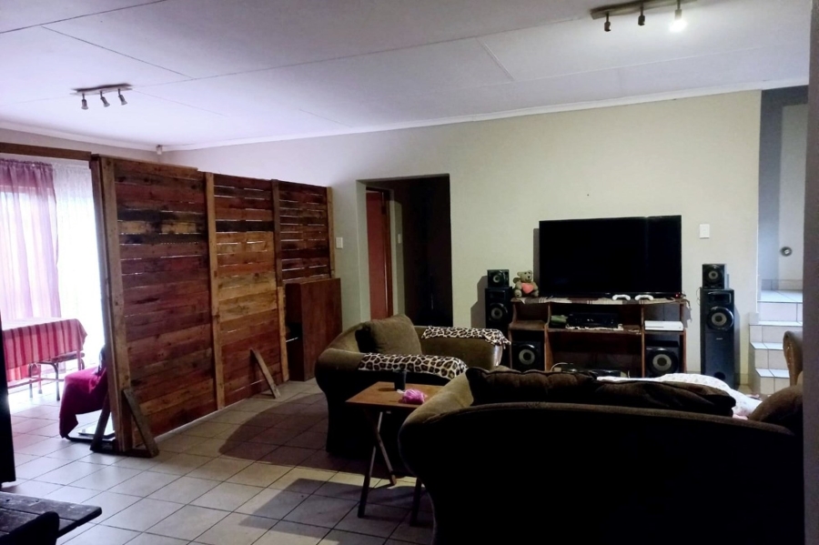 3 Bedroom Property for Sale in Aerorand Mpumalanga