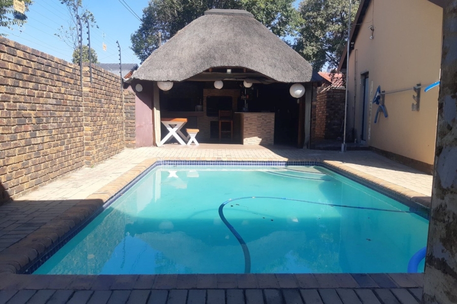 4 Bedroom Property for Sale in Aerorand Mpumalanga