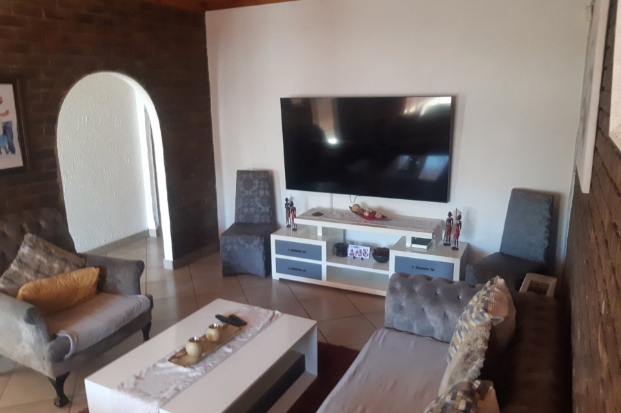 4 Bedroom Property for Sale in Aerorand Mpumalanga