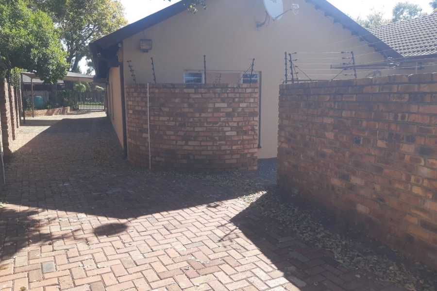 4 Bedroom Property for Sale in Aerorand Mpumalanga