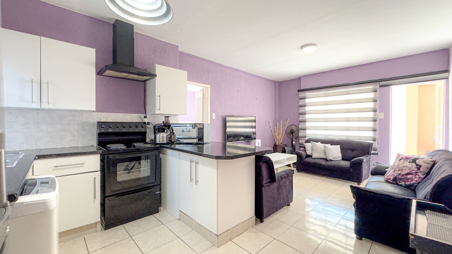 1 Bedroom Property for Sale in West Acres Ext 24 Mpumalanga