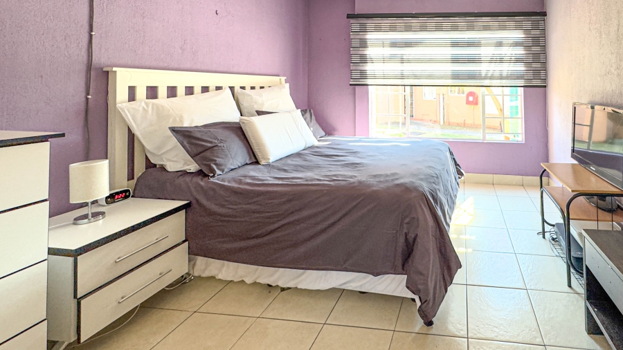 1 Bedroom Property for Sale in West Acres Ext 24 Mpumalanga