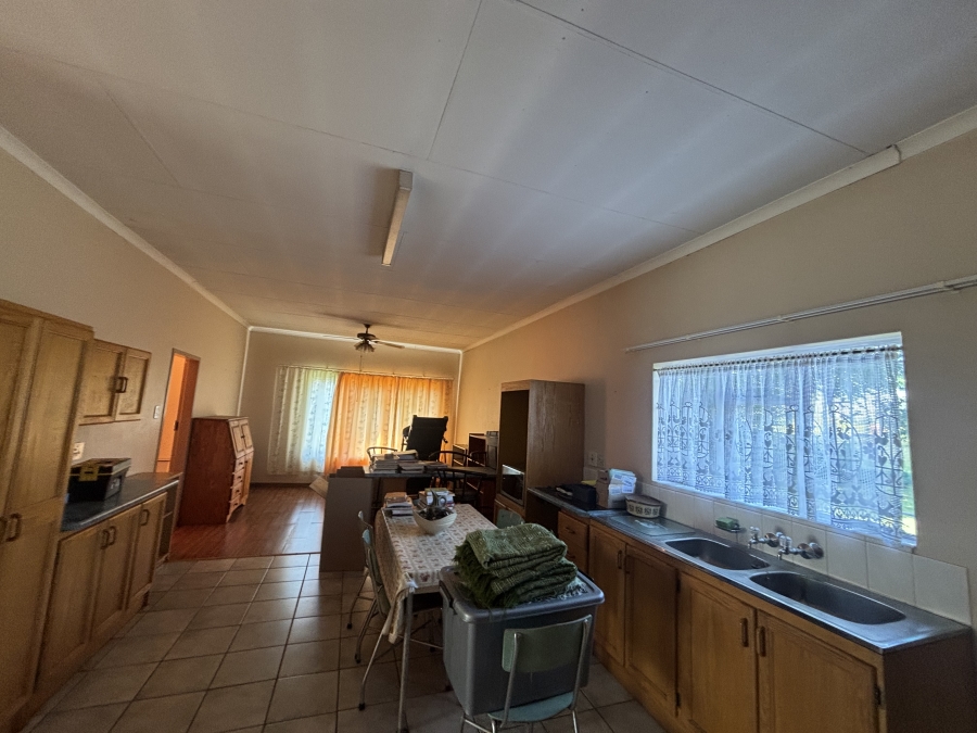 Commercial Property for Sale in Jackaroo A H Mpumalanga