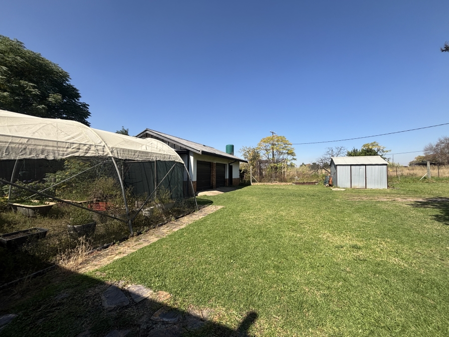 Commercial Property for Sale in Jackaroo A H Mpumalanga