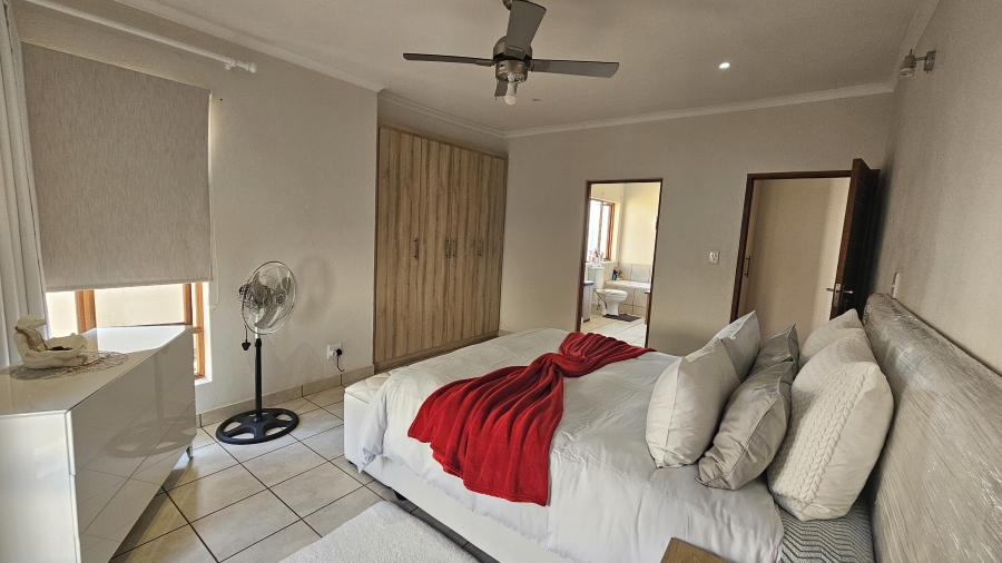 3 Bedroom Property for Sale in Fairlands Estate Mpumalanga