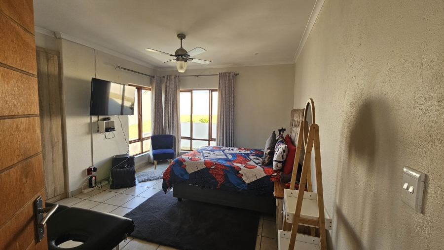 3 Bedroom Property for Sale in Fairlands Estate Mpumalanga