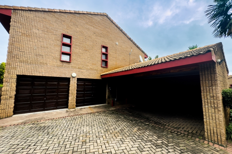 4 Bedroom Property for Sale in Clubville Mpumalanga