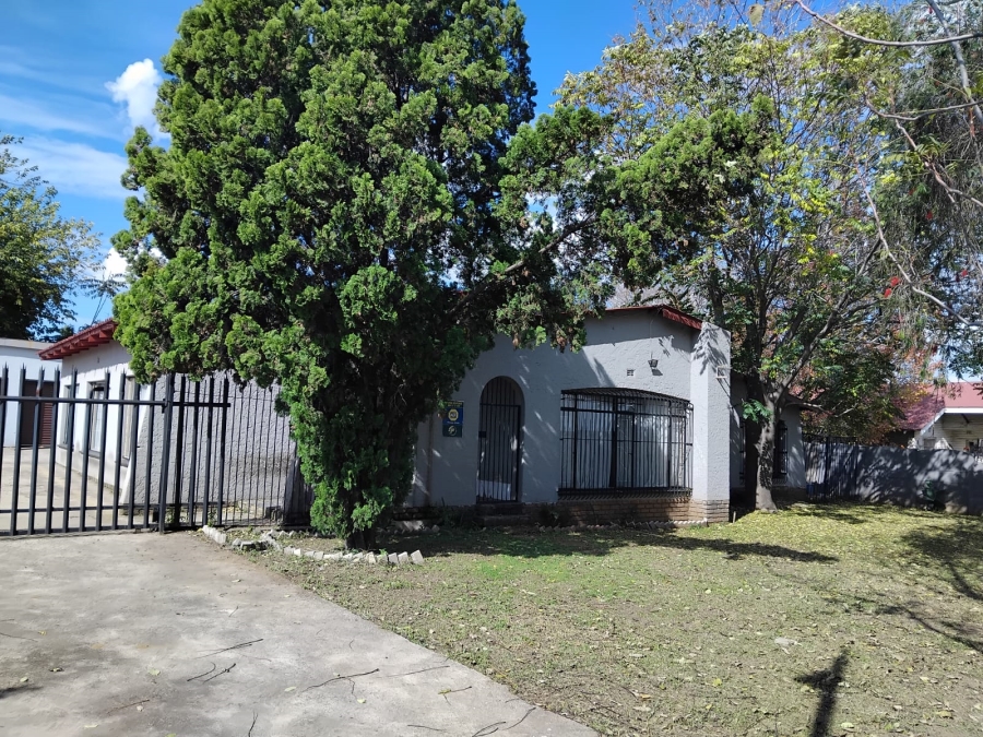 4 Bedroom Property for Sale in Witbank Ext 8 Mpumalanga