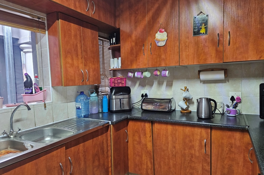 5 Bedroom Property for Sale in Middelburg Central Mpumalanga