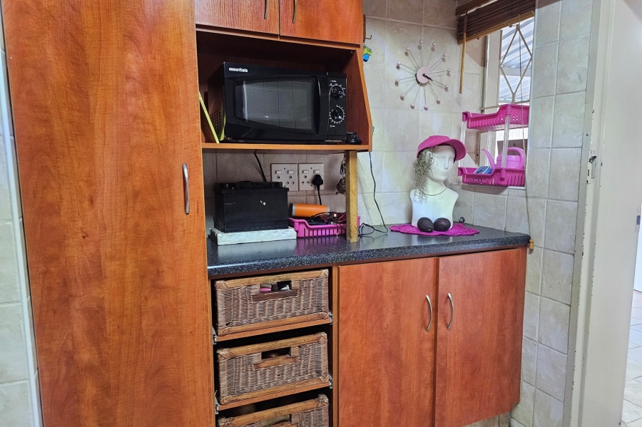 5 Bedroom Property for Sale in Middelburg Central Mpumalanga