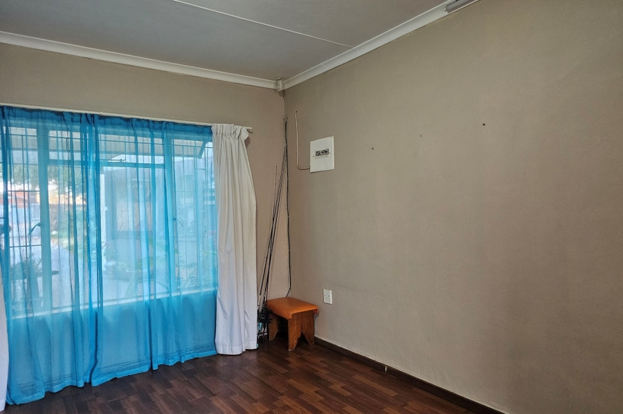5 Bedroom Property for Sale in Middelburg Central Mpumalanga