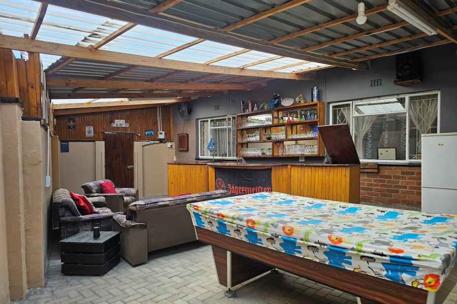 5 Bedroom Property for Sale in Middelburg Central Mpumalanga