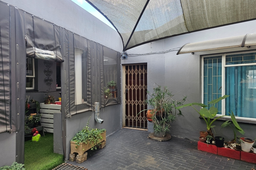 5 Bedroom Property for Sale in Middelburg Central Mpumalanga