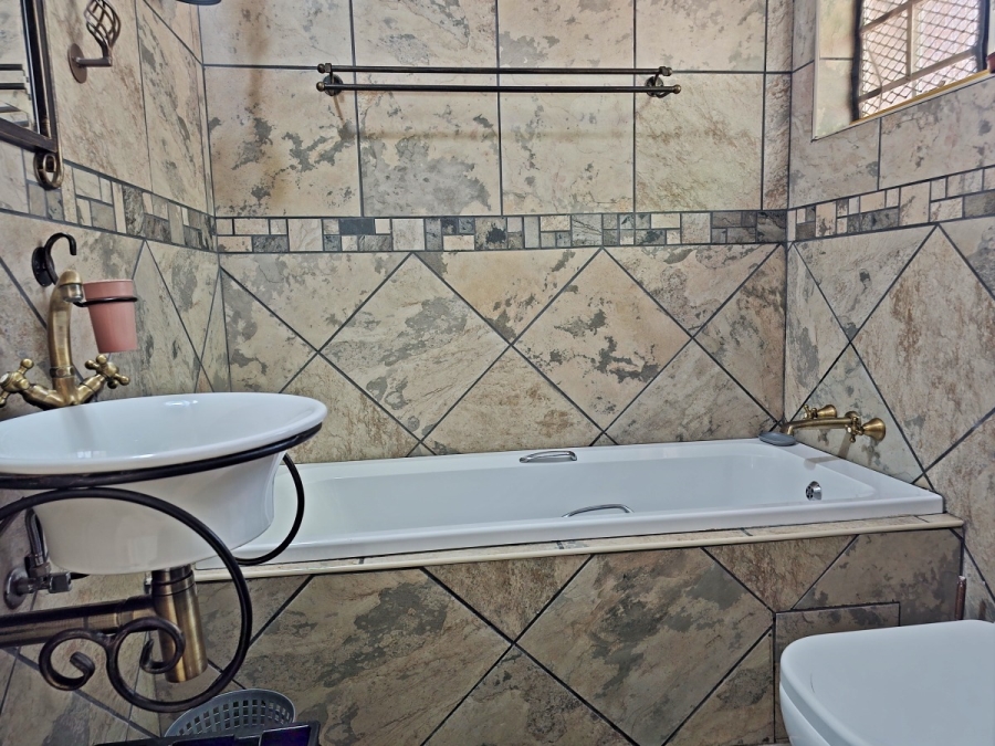 3 Bedroom Property for Sale in Marloth Park Mpumalanga