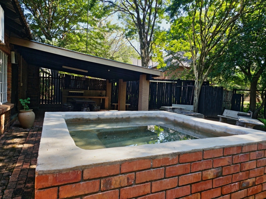 3 Bedroom Property for Sale in Marloth Park Mpumalanga