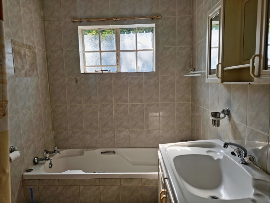 3 Bedroom Property for Sale in Marloth Park Mpumalanga