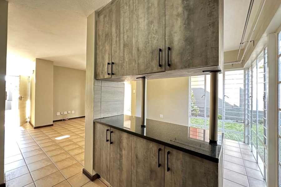 2 Bedroom Property for Sale in Nelspruit Ext 37 Mpumalanga