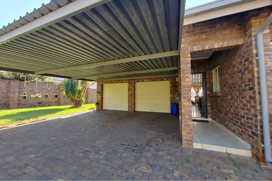 3 Bedroom Property for Sale in Aerorand Mpumalanga