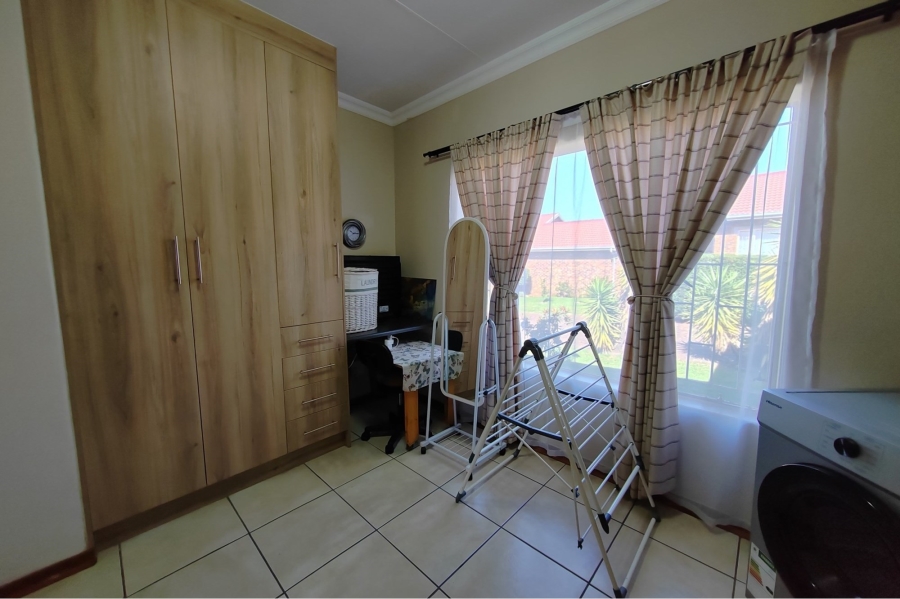 3 Bedroom Property for Sale in Aerorand Mpumalanga