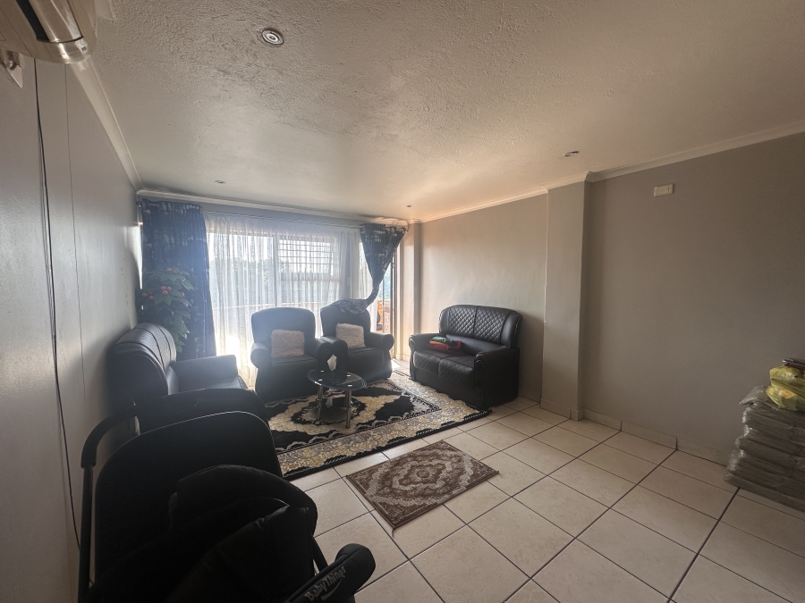 1 Bedroom Property for Sale in Steiltes Mpumalanga