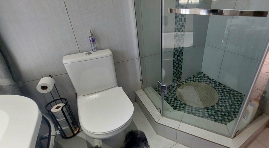 2 Bedroom Property for Sale in Nelspruit Ext 29 Mpumalanga