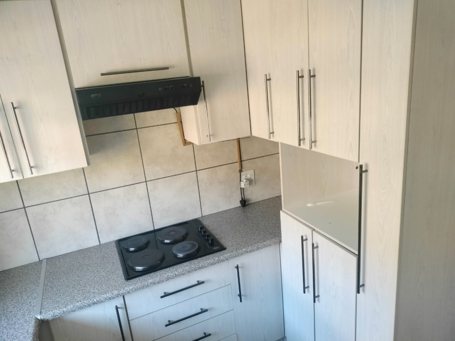 To Let 1 Bedroom Property for Rent in Sonheuwel Mpumalanga