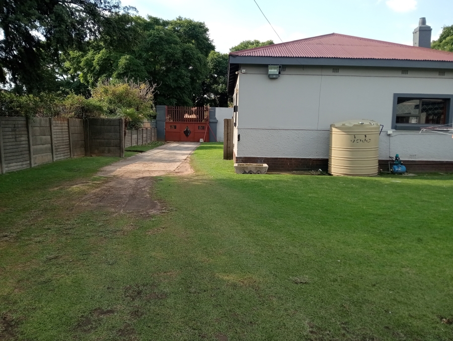 3 Bedroom Property for Sale in Witbank Ext 5 Mpumalanga