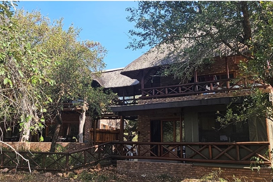 5 Bedroom Property for Sale in Marloth Park Mpumalanga