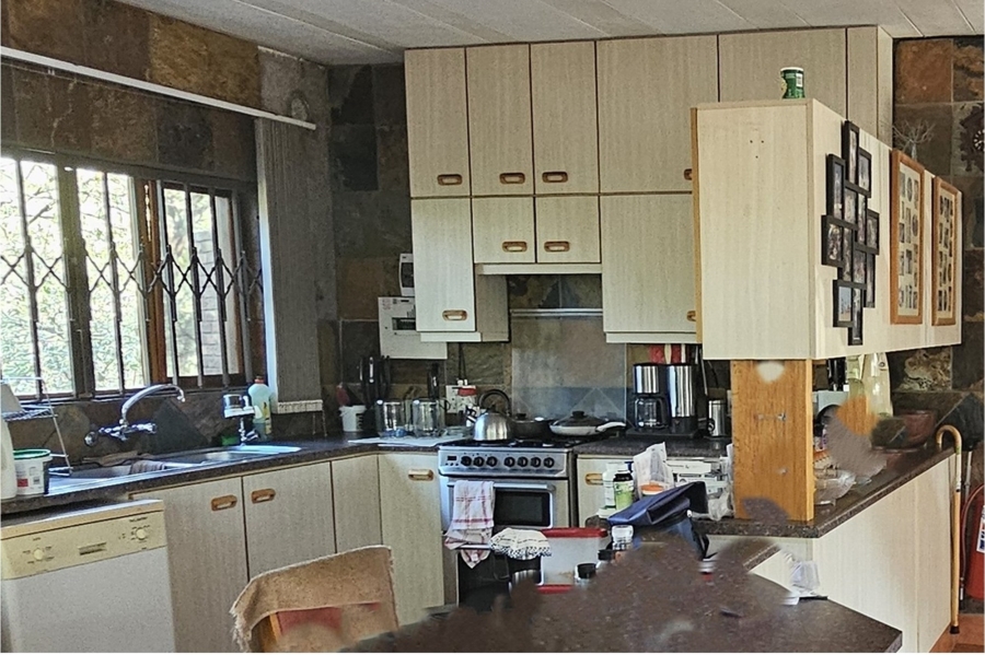 5 Bedroom Property for Sale in Marloth Park Mpumalanga