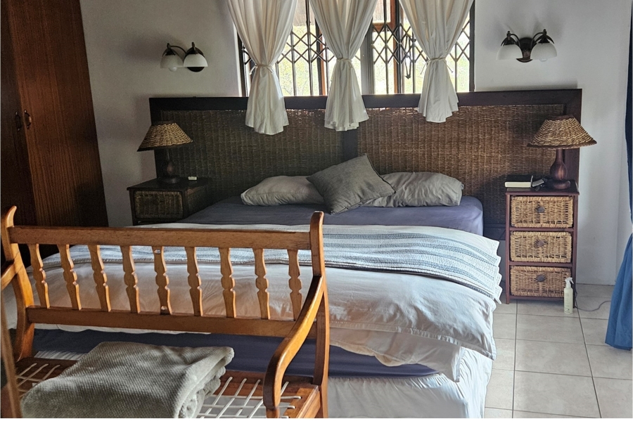 5 Bedroom Property for Sale in Marloth Park Mpumalanga