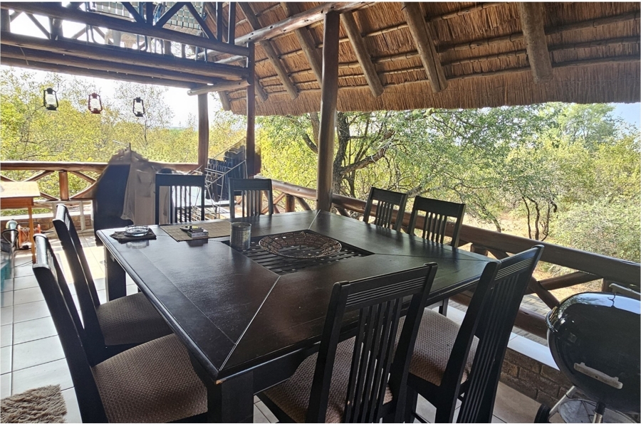 5 Bedroom Property for Sale in Marloth Park Mpumalanga