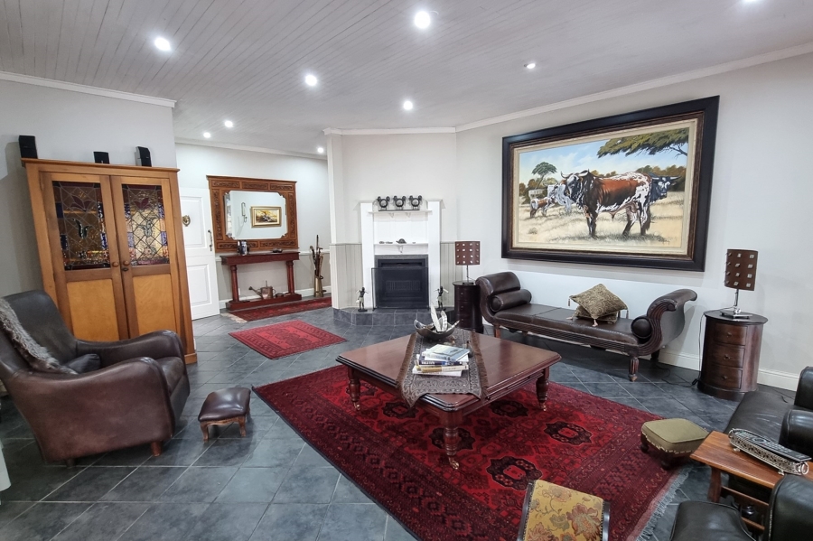 6 Bedroom Property for Sale in Nelspruit Ext 5 Mpumalanga