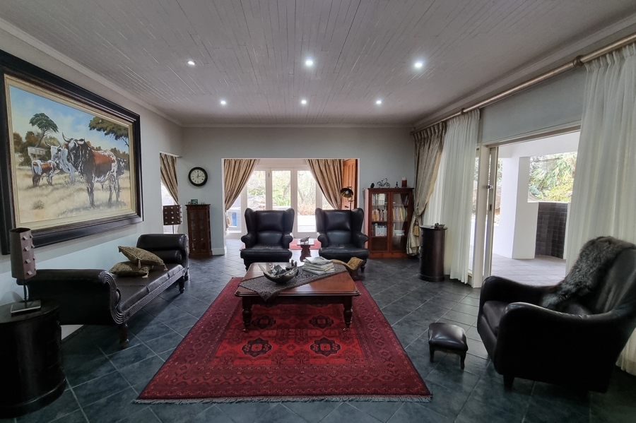 6 Bedroom Property for Sale in Nelspruit Ext 5 Mpumalanga