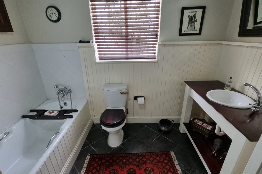 6 Bedroom Property for Sale in Nelspruit Ext 5 Mpumalanga
