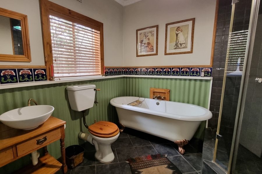 6 Bedroom Property for Sale in Nelspruit Ext 5 Mpumalanga