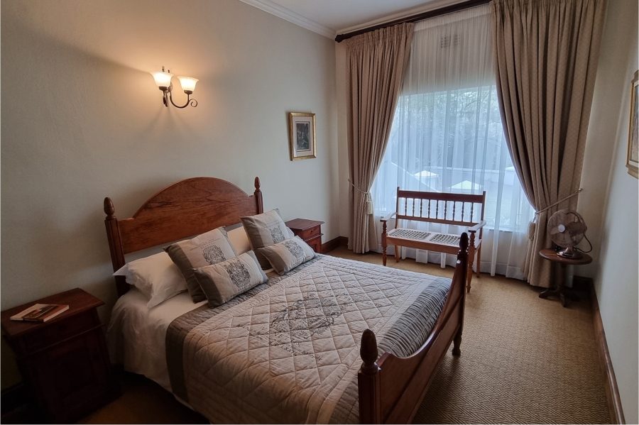 6 Bedroom Property for Sale in Nelspruit Ext 5 Mpumalanga