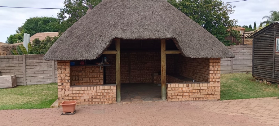 To Let 3 Bedroom Property for Rent in Ben Fleur Mpumalanga
