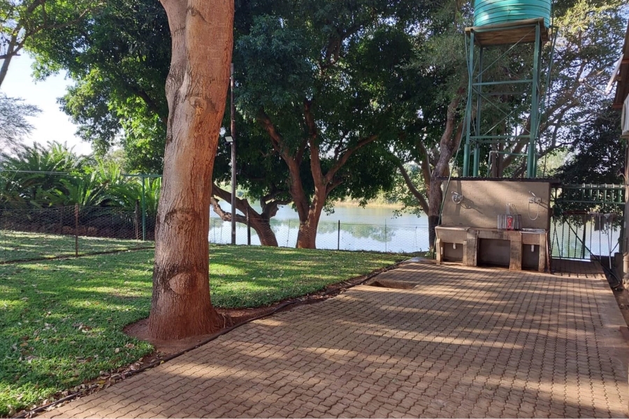 3 Bedroom Property for Sale in Komatipoort Mpumalanga