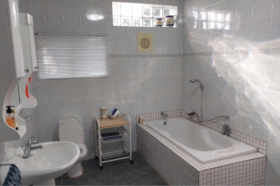 3 Bedroom Property for Sale in Komatipoort Mpumalanga