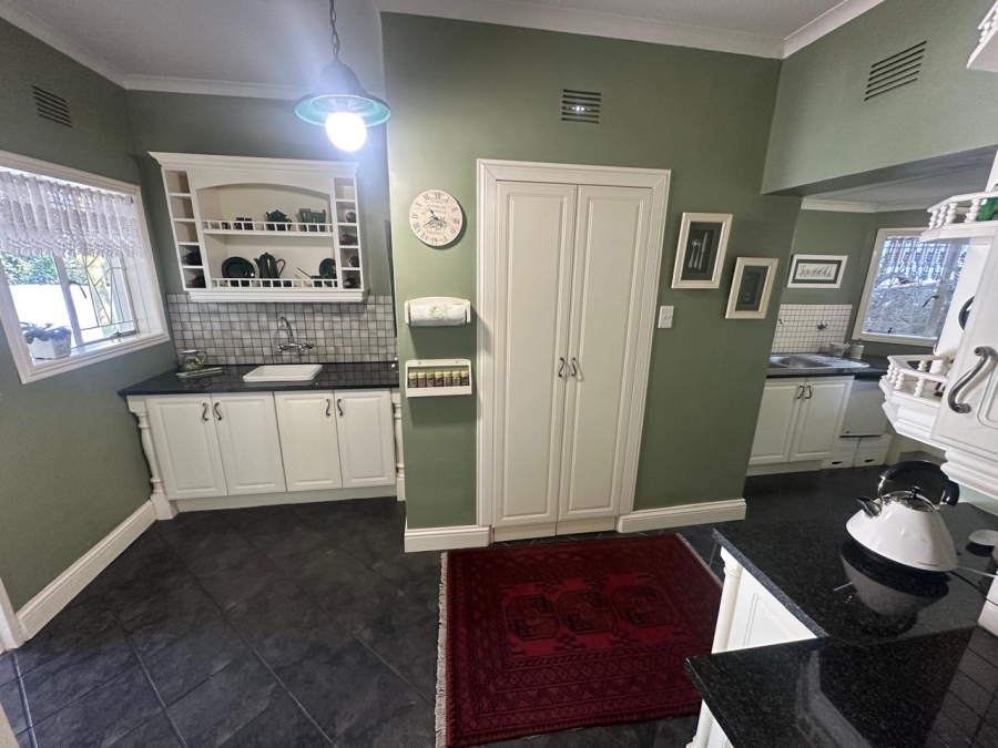 6 Bedroom Property for Sale in Nelspruit Ext 5 Mpumalanga