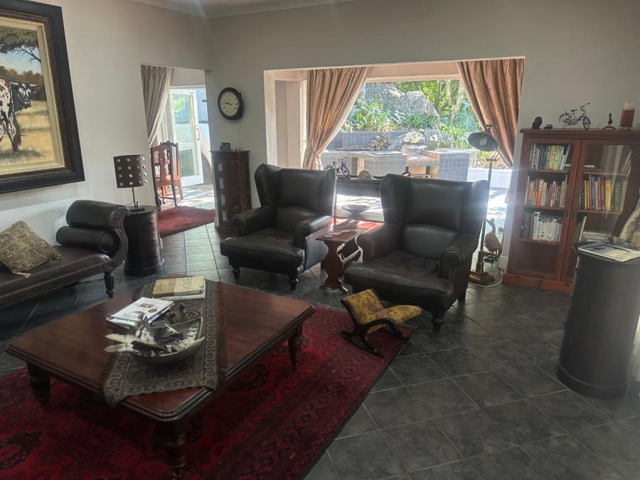 6 Bedroom Property for Sale in Nelspruit Ext 5 Mpumalanga