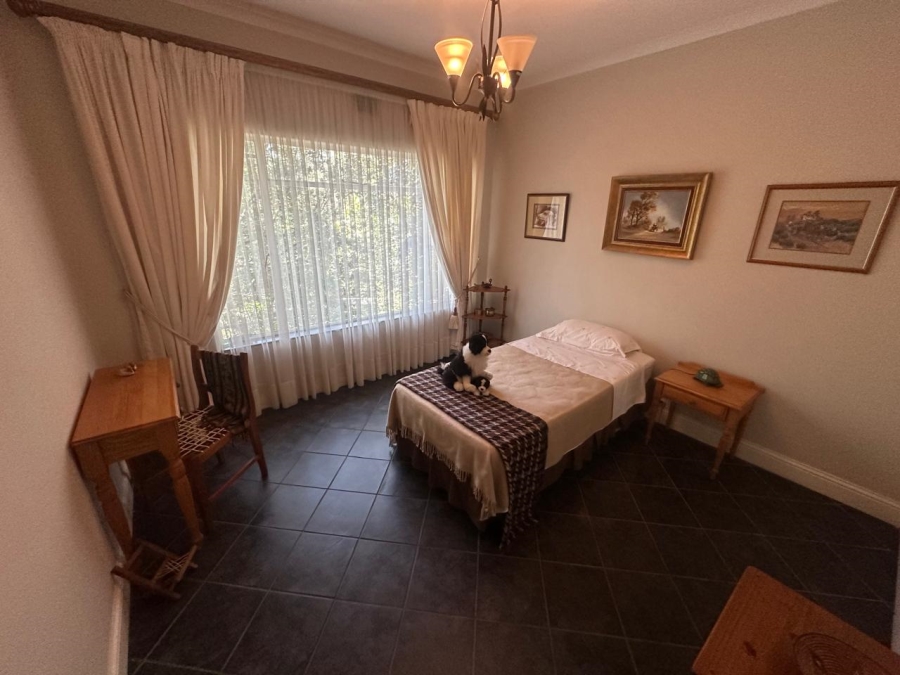 6 Bedroom Property for Sale in Nelspruit Ext 5 Mpumalanga
