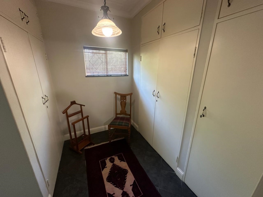 6 Bedroom Property for Sale in Nelspruit Ext 5 Mpumalanga