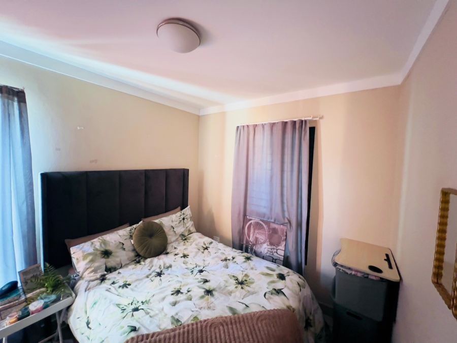 2 Bedroom Property for Sale in Sonheuwel Mpumalanga