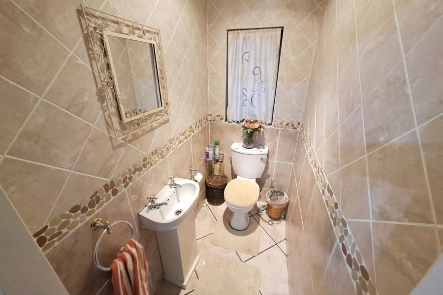 3 Bedroom Property for Sale in Aerorand Mpumalanga