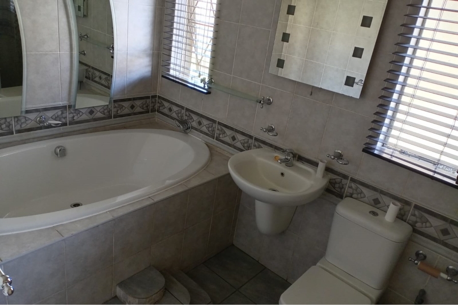 4 Bedroom Property for Sale in Secunda Mpumalanga