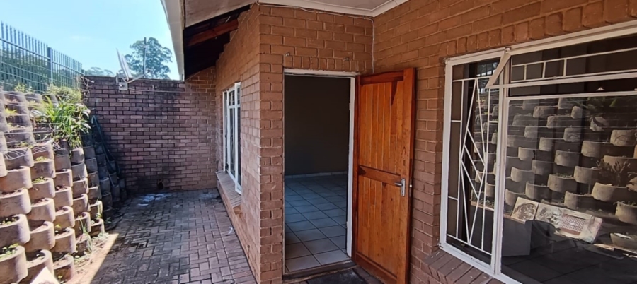 2 Bedroom Property for Sale in Kingsview Mpumalanga