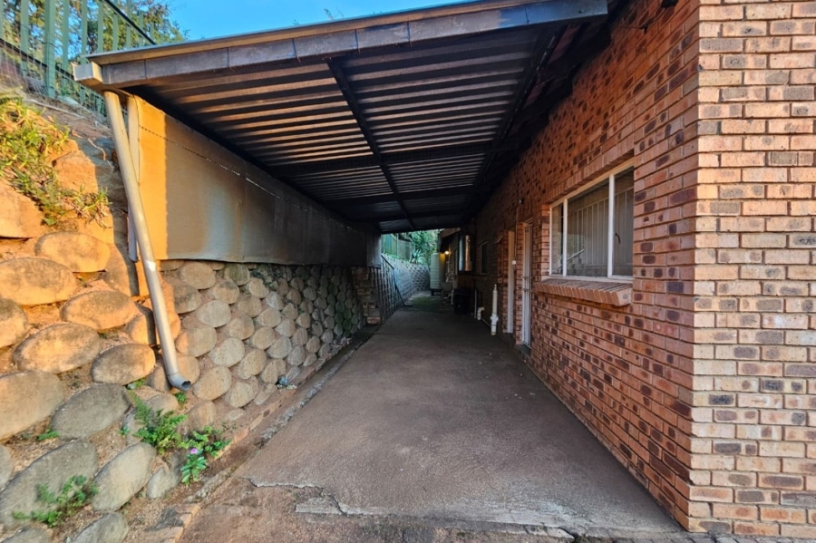 3 Bedroom Property for Sale in Barberton Mpumalanga
