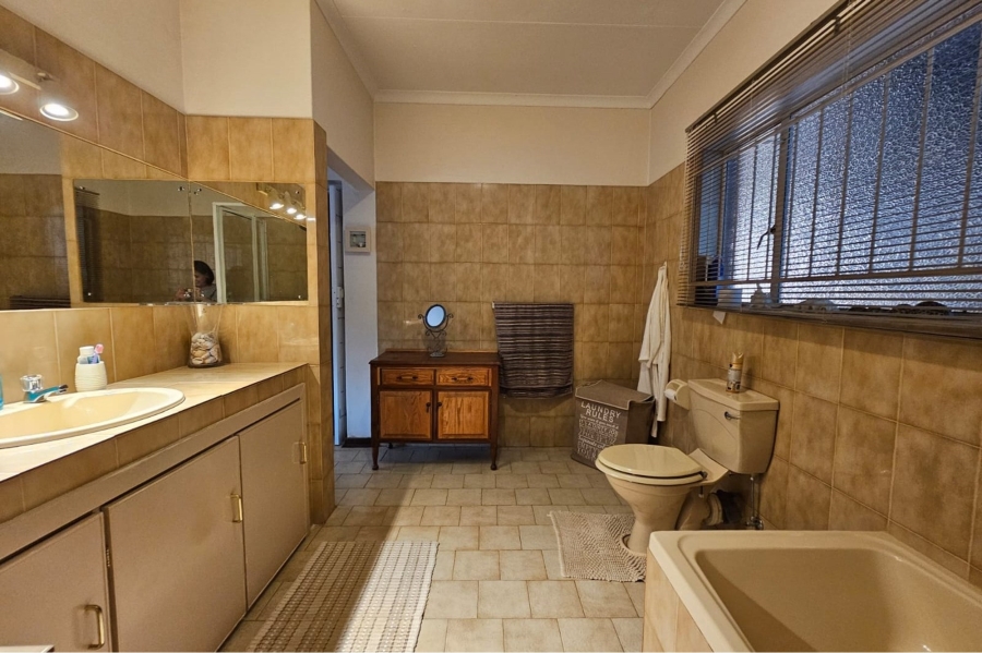 3 Bedroom Property for Sale in Barberton Mpumalanga